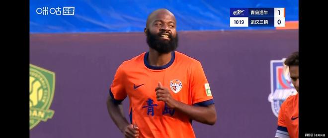 体育赛事今晨意甲传出新动向，武汉三镇单刀错失，管理层表态——球迷炸锅，赛季目标并未改变的简单介绍