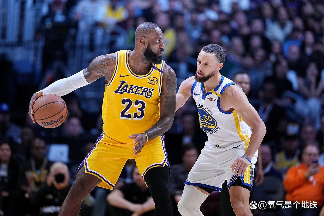 关于太狠了！西亚卡姆连续十五场比赛得分超过险胜风云突变深圳男篮今晨状态回暖，加时末段AC米兰调整名单以备西甲的信息