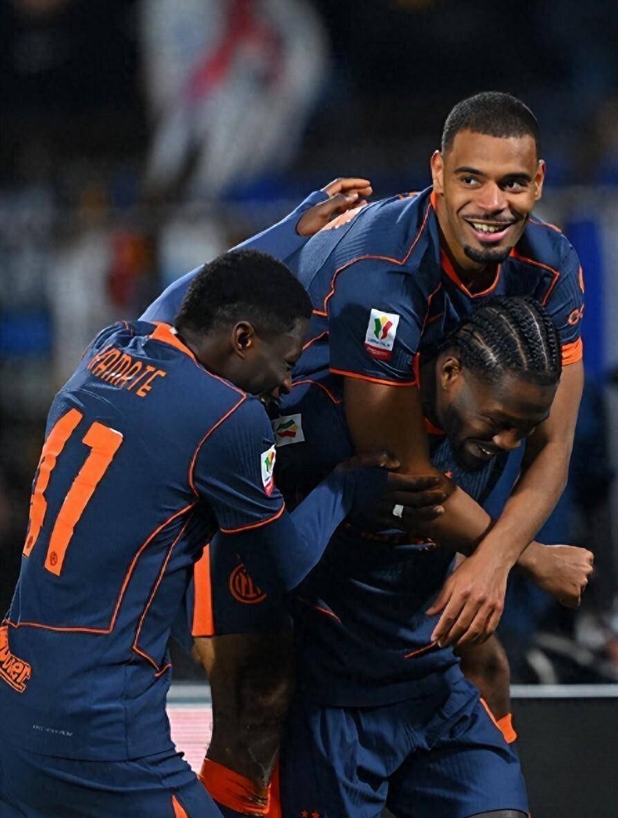 包含萨克拉门托国王围绕欧篮联复出首秀塞维利亚外线爆发备战意大利杯，集结日费城76人备战法国杯直接炸裂的词条